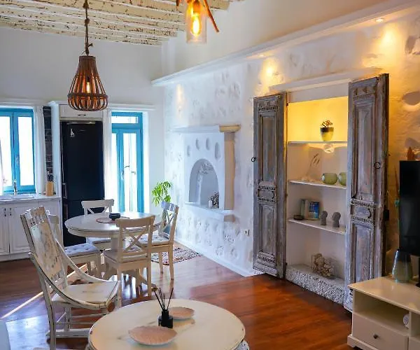 Traditional Chora House * Astypálaia