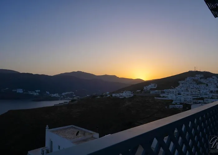 Traditional Chora House Case de vacanță