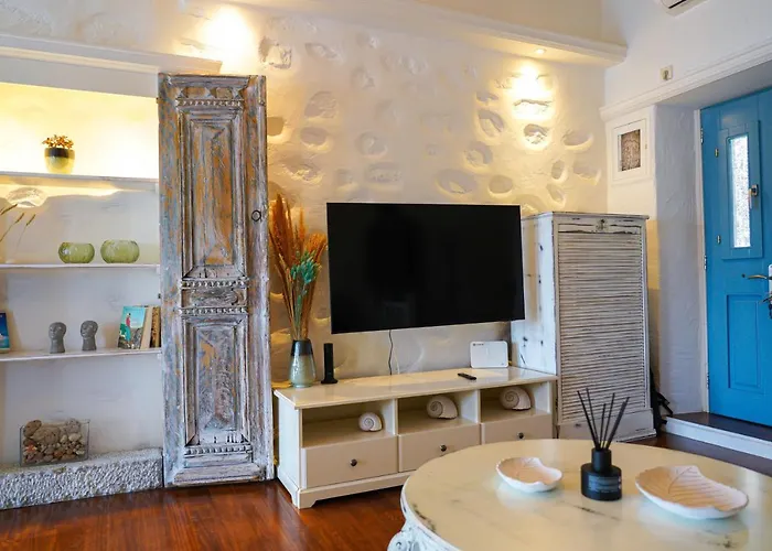 Nyaraló Traditional Chora House