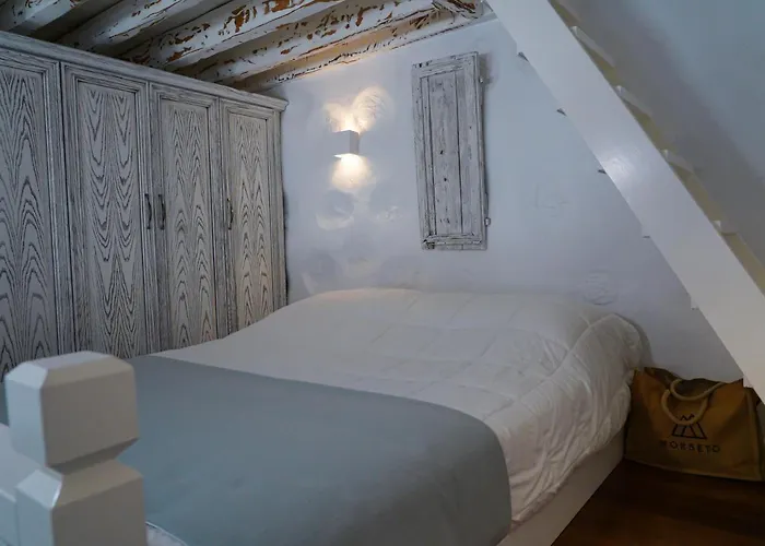 Nyaraló Traditional Chora House