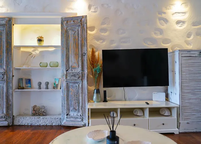 Traditional Chora House Nyaraló *